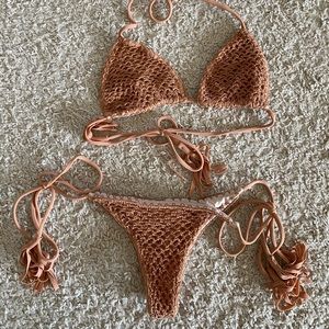 Acacia topless crochet set